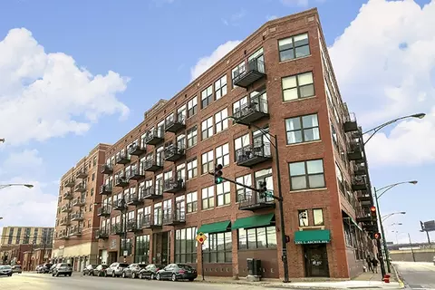 2310 S Canal St #511, Chicago, IL 60616