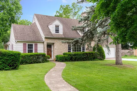 340 Miller Ave, Dekalb, IL 60115