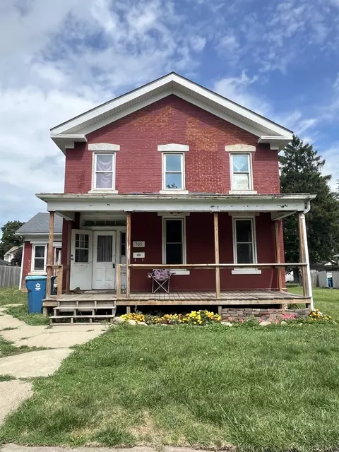 706 Meriden St, Mendota, IL 61342