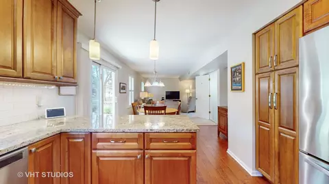 Kitchen - 683 Paddock Ln, Batavia, IL 60510 photo 3 of 3