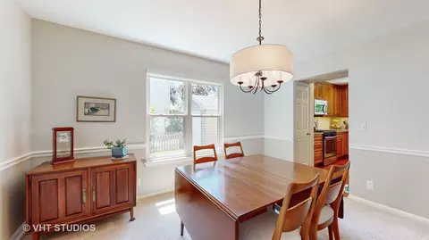 Dining - 683 Paddock Ln, Batavia, IL 60510 photo 2 of 4