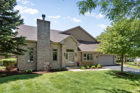 11121 Prospect Pl, Orland Park, IL 60467