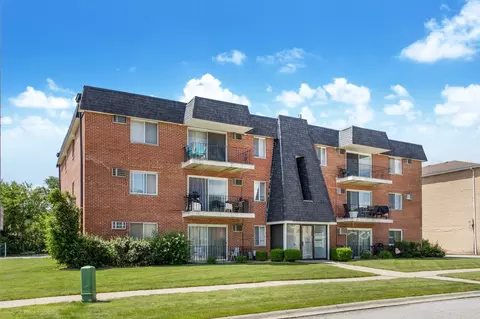 12900 Crestbrook Ct #11, Crestwood, IL 60445