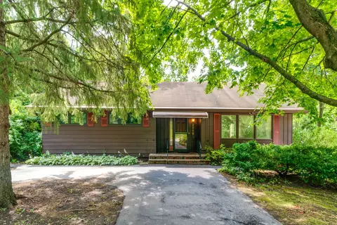 2317 11th St, Winthrop Harbor, IL 60096
