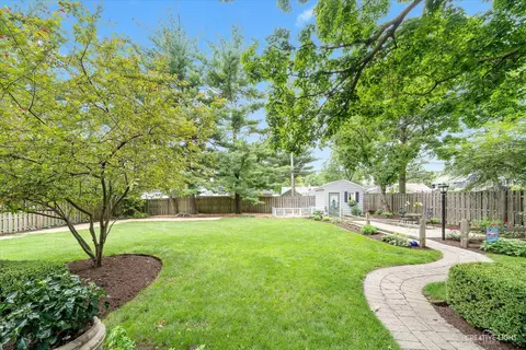 145 Ingleside Ave, Aurora, IL 60506 photo 25