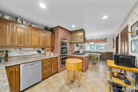 145 Ingleside Ave, Aurora, IL 60506 photo 7
