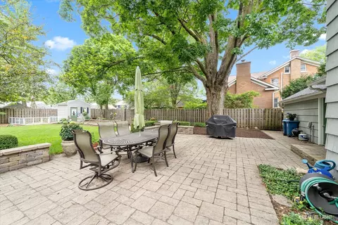 145 Ingleside Ave, Aurora, IL 60506 photo 24