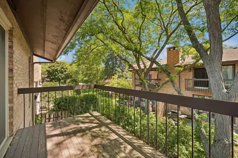 1809 Wildberry Dr #E, Glenview, IL 60025 photo 10