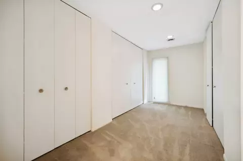 1809 Wildberry Dr #E, Glenview, IL 60025 photo 8