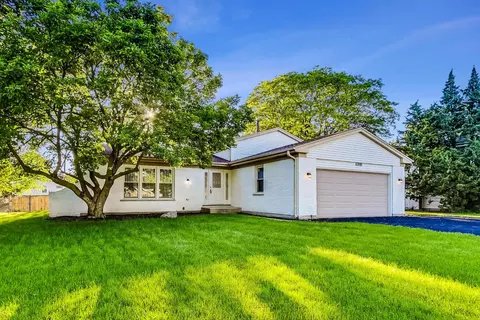 4000 Williams St, Downers Grove, IL 60515