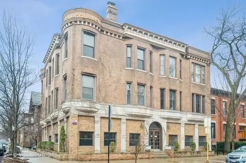 2057 N Seminary Ave #3B, Chicago, IL 60614