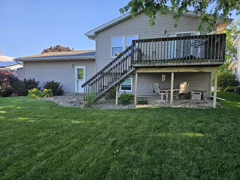 Exterior - 409 Carriage Hills Rd, Normal, IL 61761 photo 3 of 3