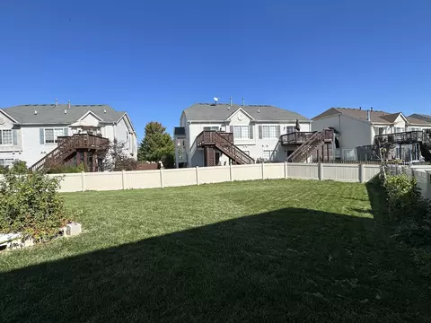 906 Timber Springs Dr, Joliet, IL 60432 photo 23