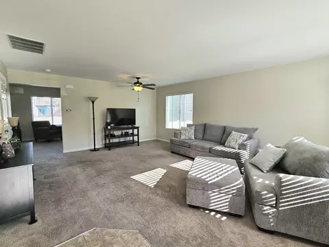 906 Timber Springs Dr, Joliet, IL 60432 photo 8