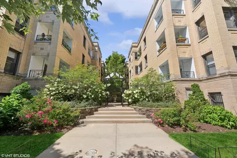 5912 N Paulina St #1W, Chicago, IL 60660