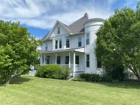 Exterior - 410 W 2nd St, Lostant, IL 61334 photo 2 of 8