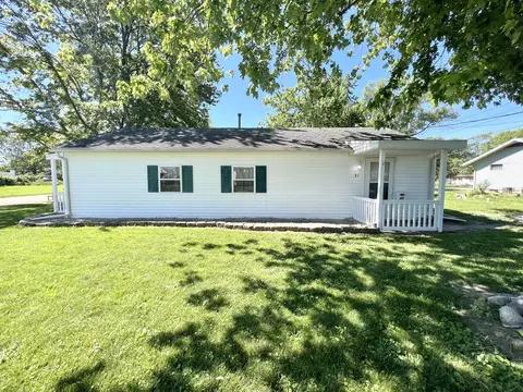 21 Charles Dr, Rantoul, IL 61866