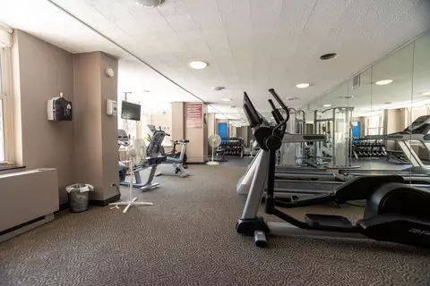 Other - Undisclosed, Chicago, IL 60657 photo 6 of 6