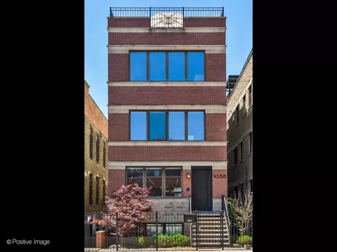 1038 N Orleans St, Chicago, IL 60610