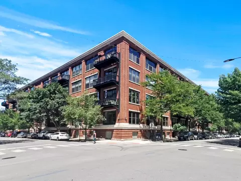 1040 W Adams St #420, Chicago, IL 60607