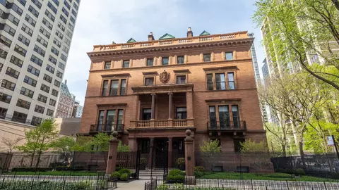 1500 N Astor St #3, Chicago, IL 60610