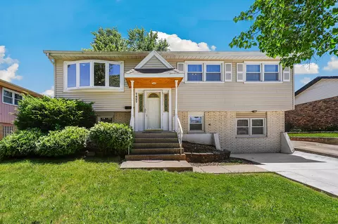 7427 161st Pl, Tinley Park, IL 60477