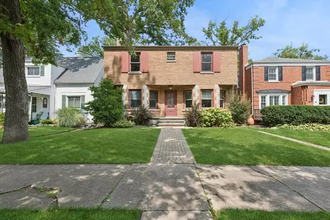 2750 W 107th St, Chicago, IL 60655