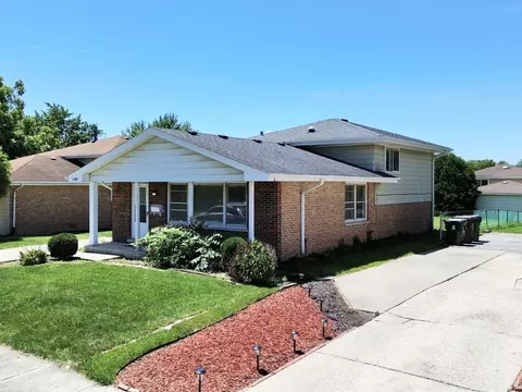 18016 Crawford Ave, Country Club Hills, IL 60478