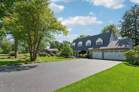 5608 Kingston Ave, Lisle, IL 60532