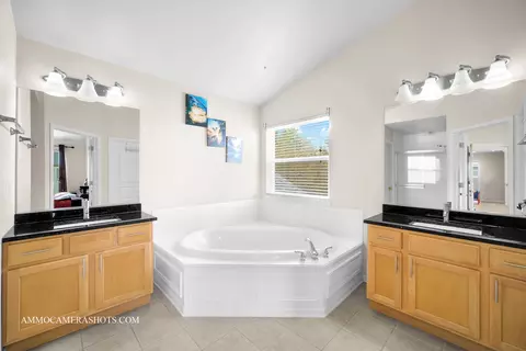 Bath - 24657 Generation Dr, Plainfield, IL 60585 photo 3 of 5