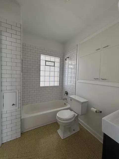 Bath - 703 E Front St, Bloomington, IL 61701 photo 1 of 1