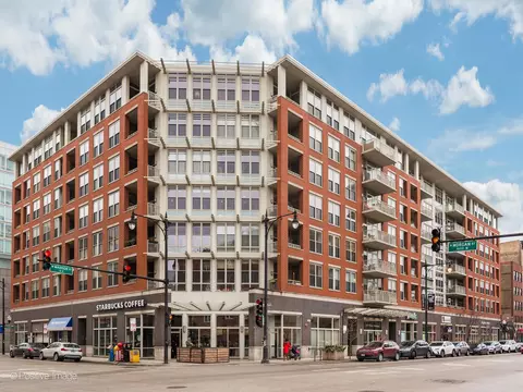 1001 W Madison St #312, Chicago, IL 60607