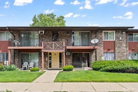 247 N Neltnor Blvd #H1C, West Chicago, IL 60185