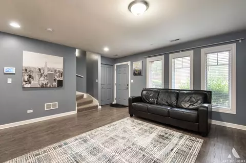 35 Northfield Ter, Wheeling, IL 60090 photo 16