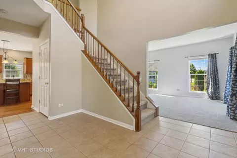 13621 Taylor Ct, Plainfield, IL 60544 photo 2