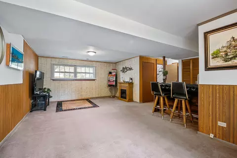 130 Mockingbird Ln, Wheeling, IL 60090 photo 12