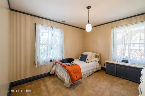 Bedroom - 167 Maplewood Rd, Riverside, IL 60546 photo 4 of 4