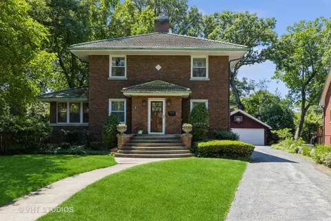 Exterior - 167 Maplewood Rd, Riverside, IL 60546 photo 2 of 4