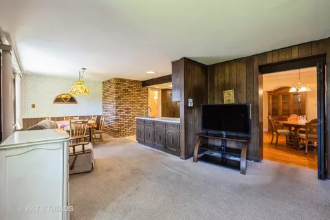 Other - 167 Maplewood Rd, Riverside, IL 60546 photo 2 of 9