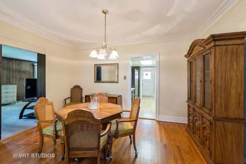 Dining - 167 Maplewood Rd, Riverside, IL 60546 photo 1 of 2
