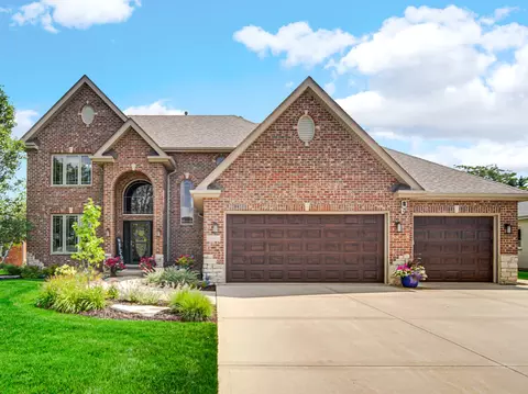 19331 Shabbona Dr, Tinley Park, IL 60487