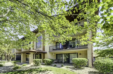 15623 Gardenview Ct #1D, Orland Park, IL 60462