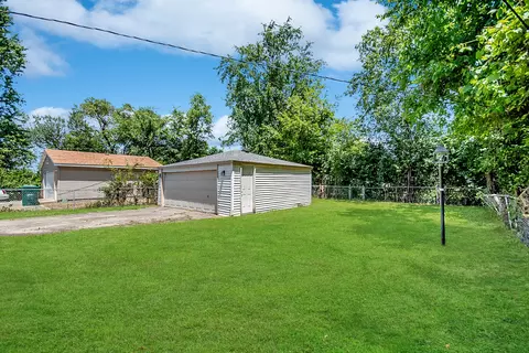 15131 1st Ave, Phoenix, IL 60426 photo 22