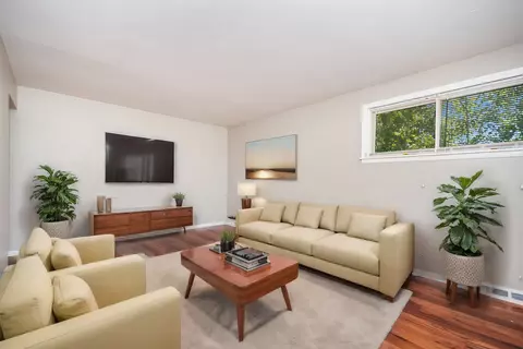 15131 1st Ave, Phoenix, IL 60426 photo 9