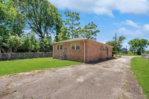 15131 1st Ave, Phoenix, IL 60426 photo 19