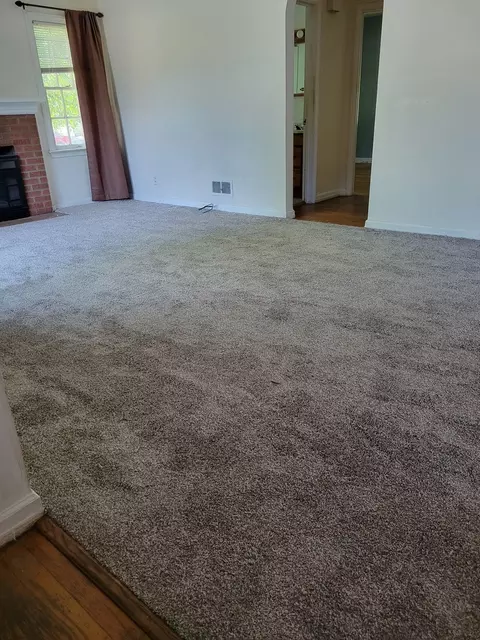 Living - 1302 NW Circle Dr, Kankakee, IL 60901 photo 8 of 8