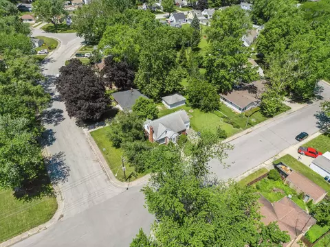View/Area - 1302 NW Circle Dr, Kankakee, IL 60901 photo 1 of 6