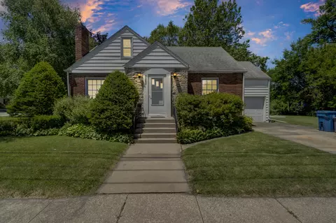 Exterior - 1302 NW Circle Dr, Kankakee, IL 60901 photo 7 of 7