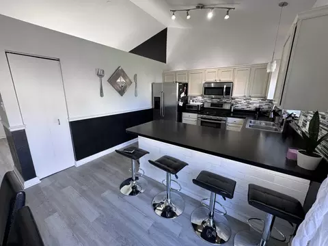 Kitchen - 1650 Quinn Dr, Plainfield, IL 60544 photo 4 of 4