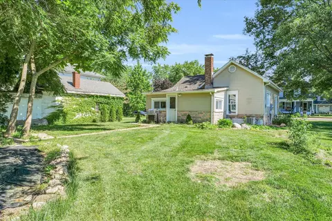 308 E Van Buren St, Philo, IL 61864 photo 20